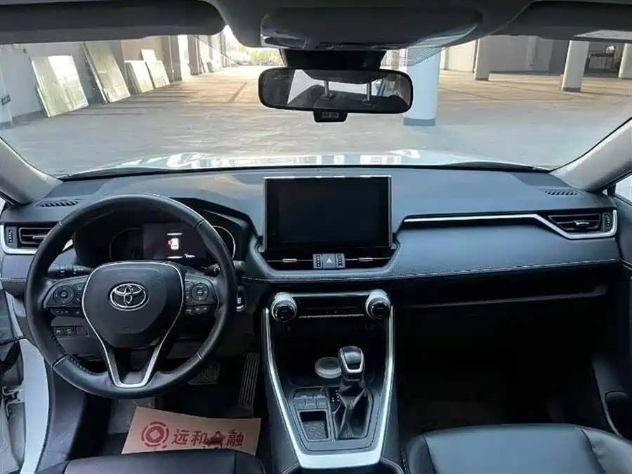 Used Toyota RAV4 Rongfang 2021 2.0L CVT two-wheel drive fashion version
