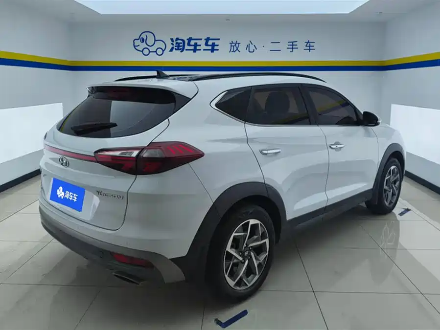 900x675_0_q87_c42_autohomecar__ChxpWGm708GAeTBSAAE-UxayuDU742.jpg.webp Used Hyundai Tucson 2019 280TGDi dual-clutch two-wheel drive fashion version National VI
