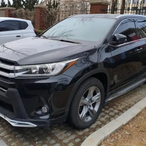 Used Toyota Highlander 2018 2.0T four-wheel drive luxury version 7 seats National V