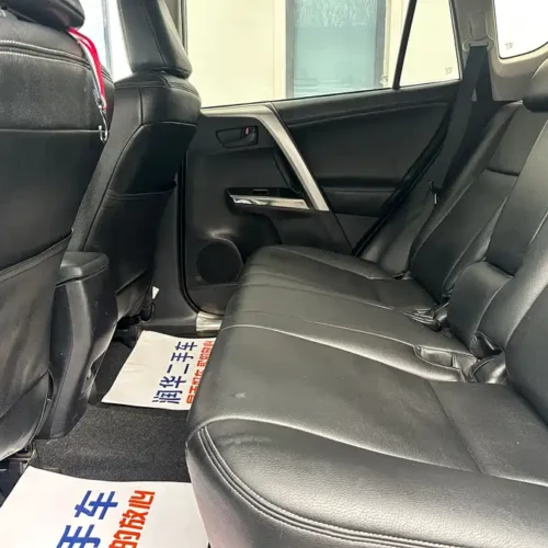 900x675_0_q87_c42_autohomecar__ChxpWGm7S0eAYo1KAAtIrMGs4pk493.jpg.webp Used Toyota RAV4 Rongfang 2016 2.0L CVT two-wheel drive fashion version National V