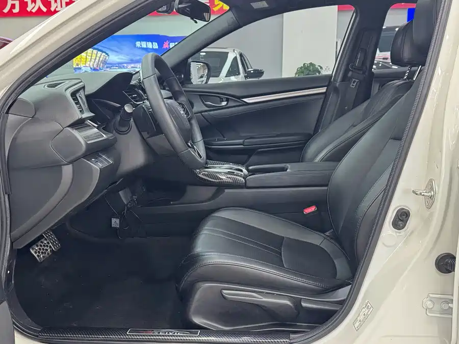 Used Honda Civic 2021 HATCHBACK 220TURBO CVT cool control