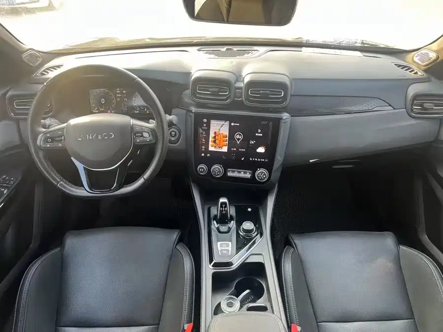 Used Lynk & Co 03 2020 1.5TD DCT Pro version