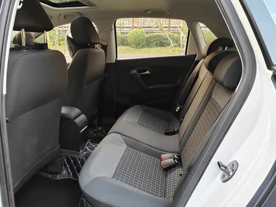 Used Volkswagen Polo 2018 1.5L automatic safety model