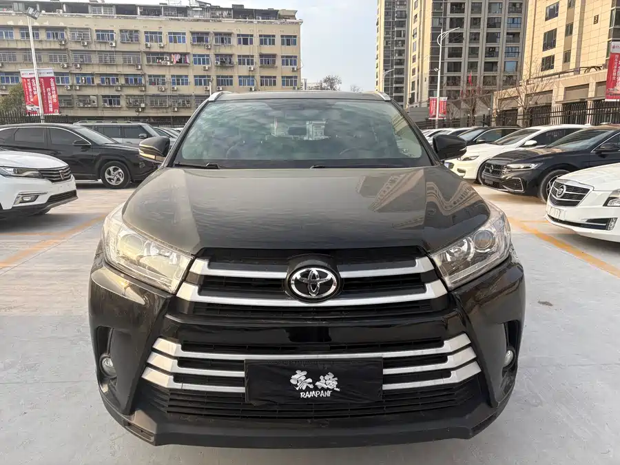 900x675_0_q87_c42_autohomecar__ChxpWGmBtNSAKcnqAArcrCJ3xdM854.jpg.webp Used Toyota Highlander 2015 2.0T four-wheel drive luxury version 7 seats