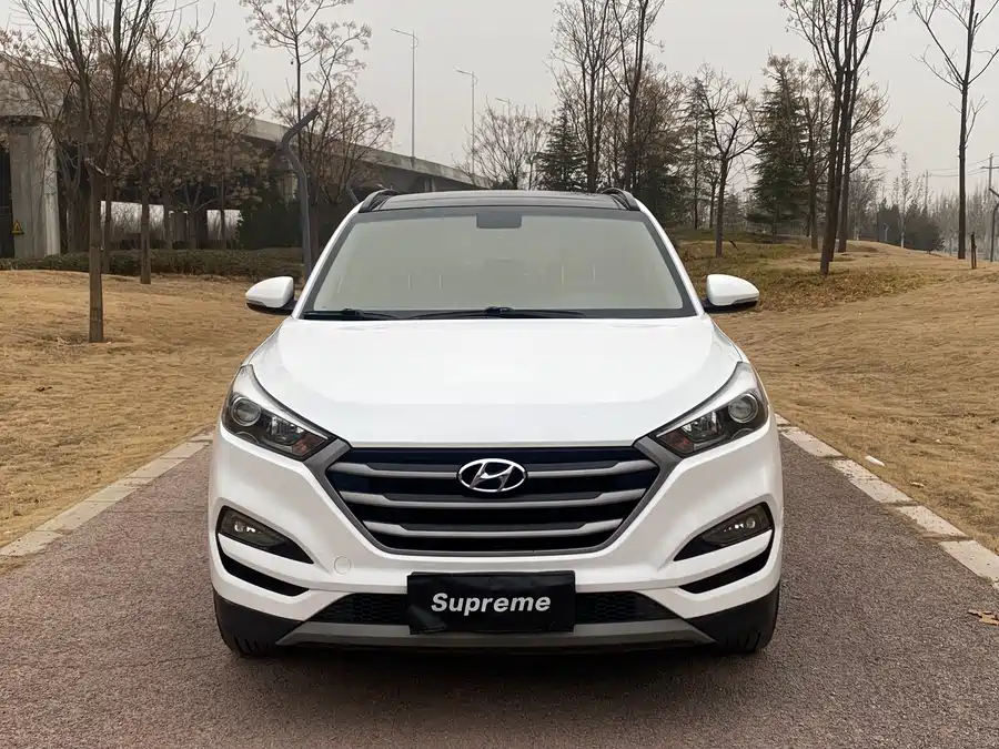 Used Hyundai Tucson 2018 1.6T dual-clutch two-wheel drive 15th anniversary special edition