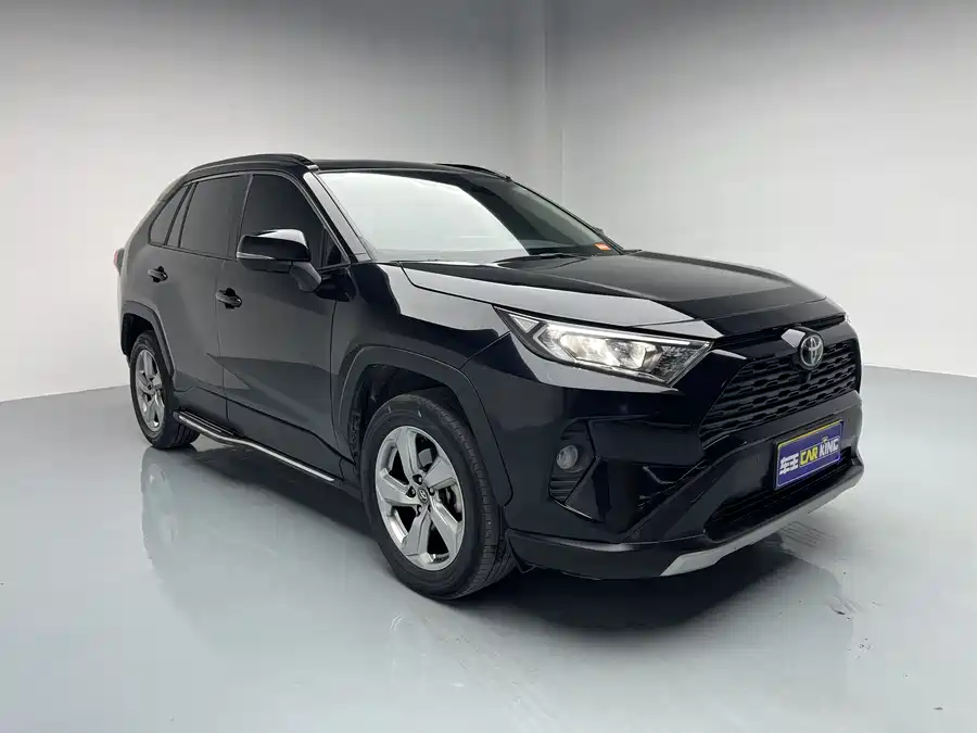 Used Toyota RAV4 Rongfang 2021 2.0L CVT two-wheel drive fashion version