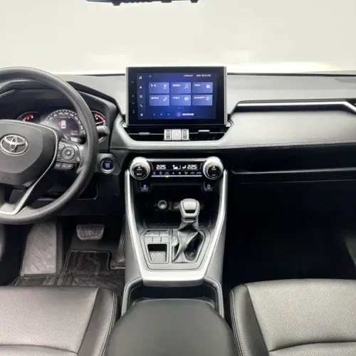 Used Toyota RAV4 Rongfang 2021 2.0L CVT two-wheel drive fashion version