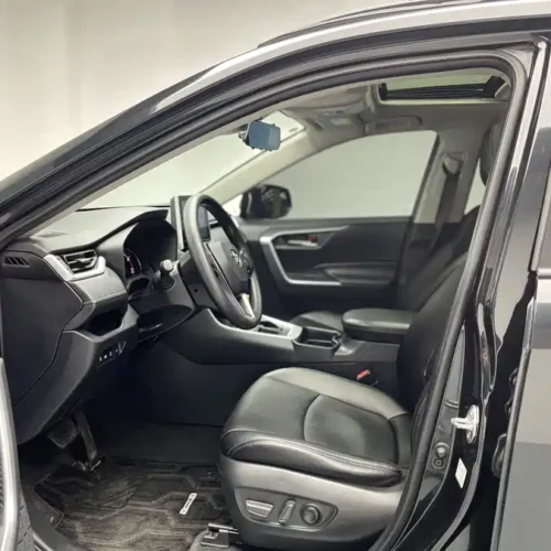 Used Toyota RAV4 Rongfang 2021 2.0L CVT two-wheel drive fashion version