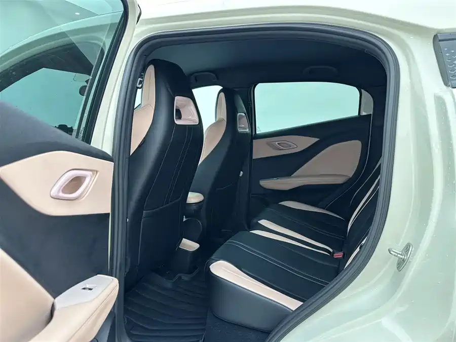 900x675_0_q87_c42_autohomecar__ChxpWGmIFZ2ANecqAAGNSXQK5F8448.jpg.webp Used BYD Seagull 2024 Honor Edition 405km Flying Edition
