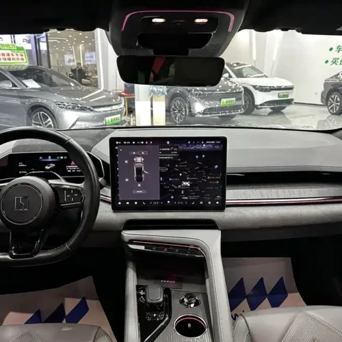 900x675_0_q87_c42_autohomecar__ChxpWGmJTz6ATYzBAAaujglmia0499.jpg.webp Used Zeekr 001 2023 WE version 86kWh