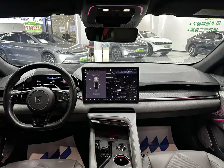 900x675_0_q87_c42_autohomecar__ChxpWGmJTz6ATYzBAAaujglmia0499.jpg.webp Used Zeekr 001 2023 WE version 86kWh