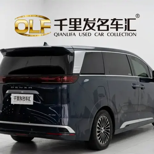 900x675_0_q87_c42_autohomecar__ChxpWGmJolWAJE8dAAFCbBmMRfM887.jpg.webp Used Denza D9 2022 EV 600 four-wheel drive flagship model