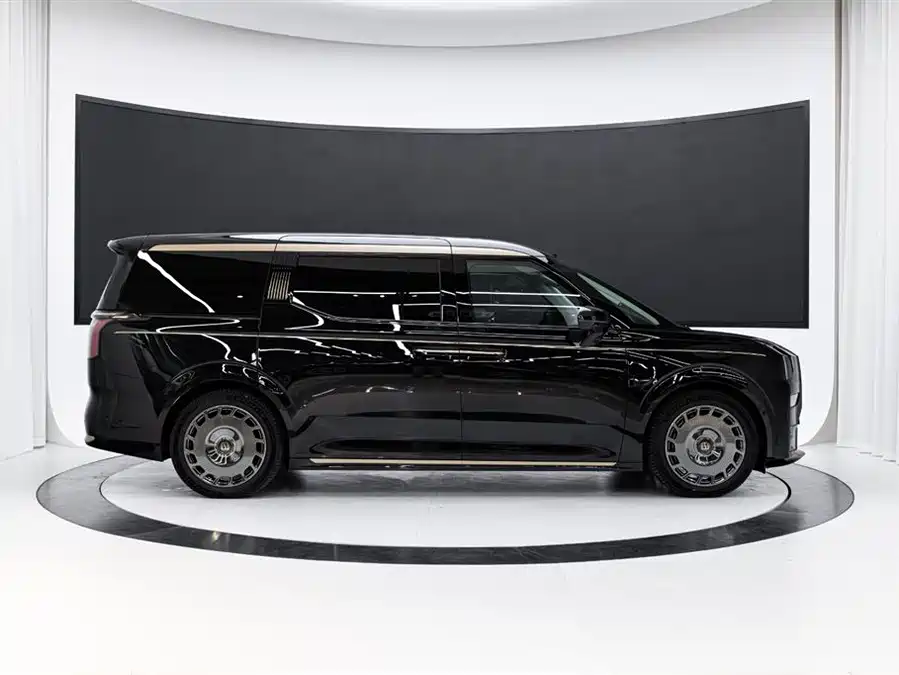 Used Zeekr 009 2024 Glorious Collector’s Edition