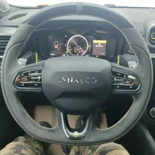 900x675_0_q87_c42_autohomecar__ChxpWGmNwdaAUhXrAAGi8C4QW-s086.jpg.webp Used Lynk & Co 03 2019 03+ 2.0TD Automatic Wind Control Edition