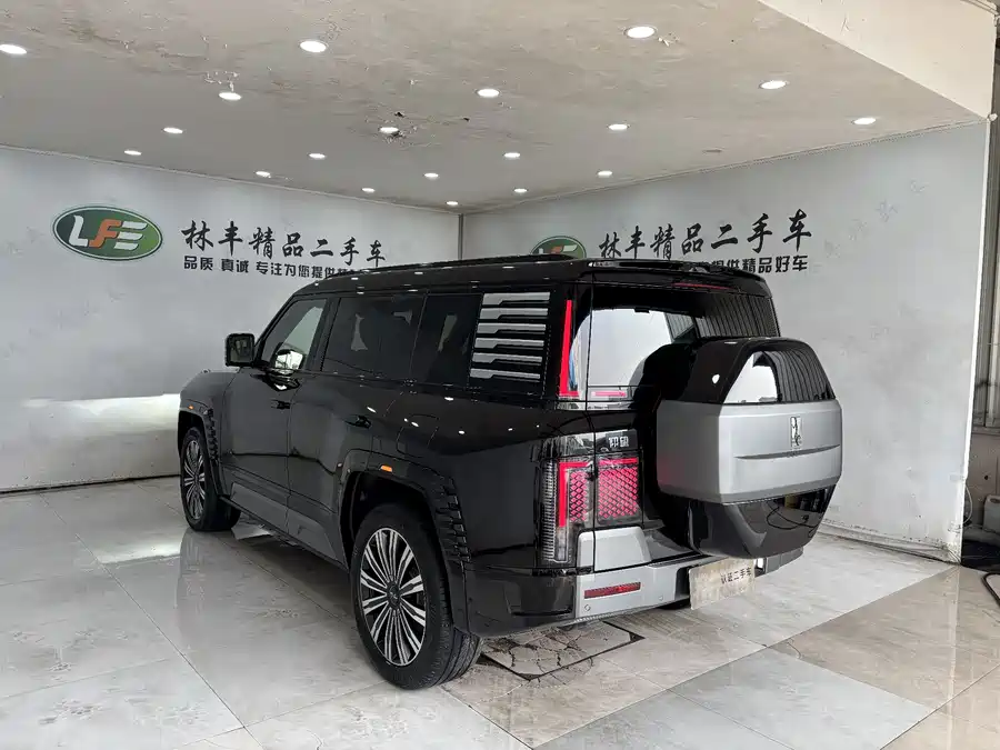 Used BYD Yangwang U8 2023 Deluxe Edition