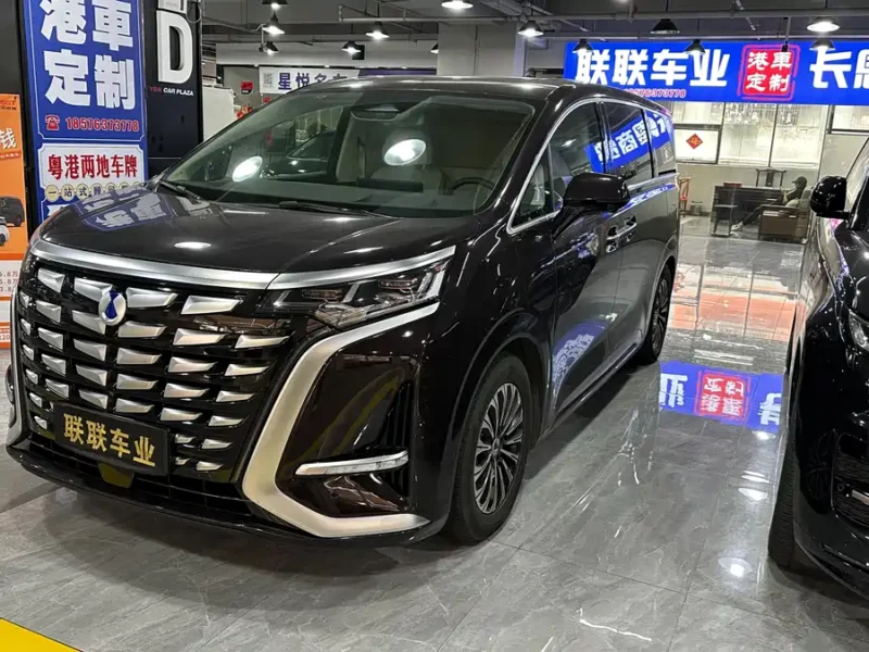 900x675_0_q87_c42_autohomecar__ChxpWGmdCi6ANAAzABAgR0k9vLo657.jpg.webp Used Denza D9 2024 PIONEER four-seater premium version
