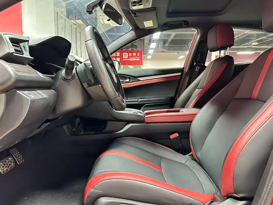 Used Honda Civic 2021 HATCHBACK 220TURBO CVT cool control