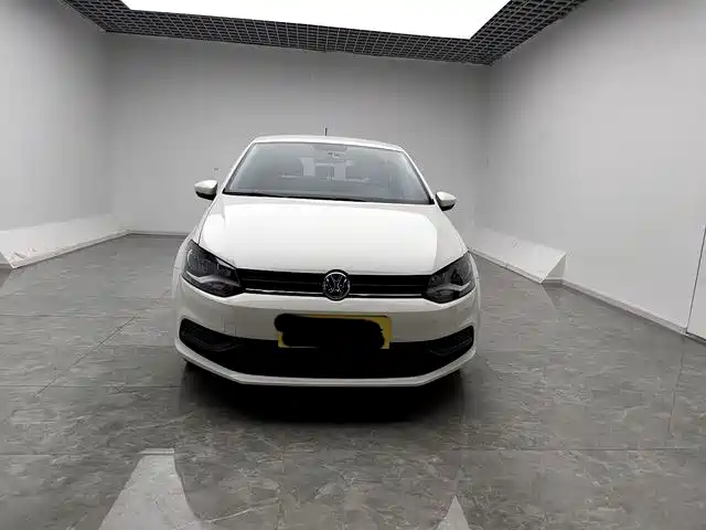 Used Volkswagen Polo 2018 1.5L automatic safe driving model