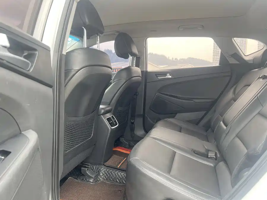 Used Hyundai Tucson 2015 1.6T dual-clutch two-wheel drive intelligent model