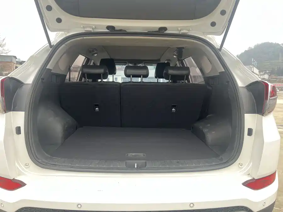 Used Hyundai Tucson 2015 1.6T dual-clutch two-wheel drive intelligent model