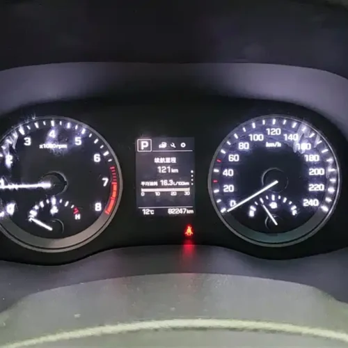 900x675_0_q87_c42_autohomecar__ChxpWGmhXH2AHV5NAAFjxYpvVac715.jpg.webp Used Hyundai Tucson 2015 1.6T dual-clutch two-wheel drive intelligent model