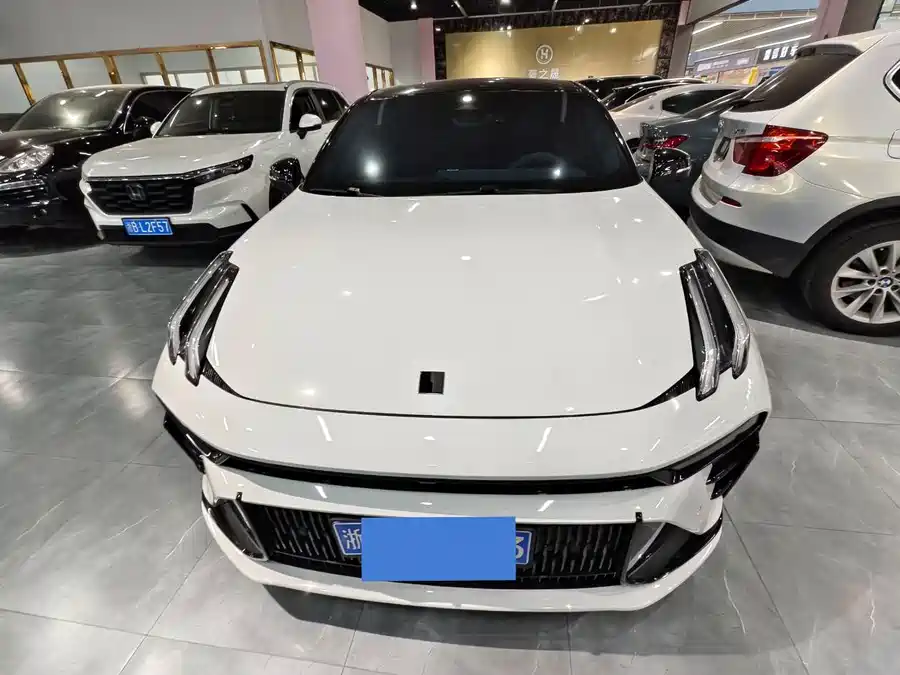 900x675_0_q87_c42_autohomecar__ChxpWGmifJqARXYFAAHIPIBYqyI547.jpg.webp Used Lynk & Co 03 2023 1.5TD DCT Pro