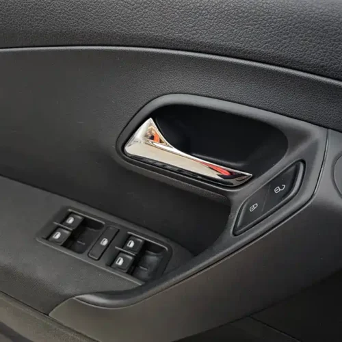 900x675_0_q87_c42_autohomecar__ChxpWGmipWGAUDKpAAIEkUbIos8837.jpg.webp Used Volkswagen Polo 2018 1.5L automatic safety model