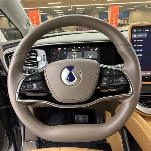 Used Denza D9 2022 EV 600 four-wheel drive flagship model