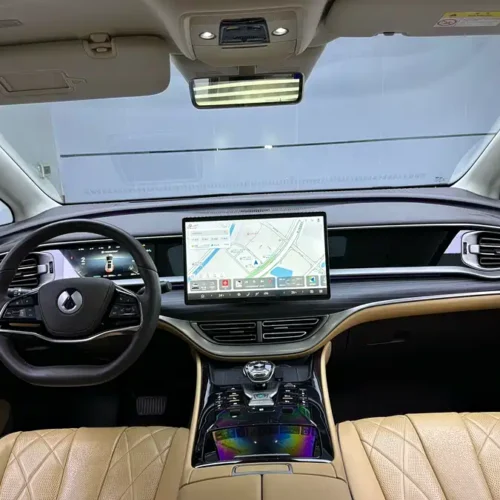 900x675_0_q87_c42_autohomecar__ChxpWGmj5_GAVe2_AAnIO6Arv1g386.jpg.webp Used Denza D9 2024 DM-i 980 four-wheel drive premium model