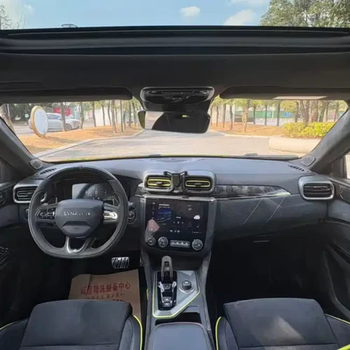 900x675_0_q87_c42_autohomecar__ChxpWGmlCFeAKkWFAAgOXr79T2c180.jpg.webp Used Lynk & Co 03 2021 03+ 2.0TD Automatic Wind Control Edition