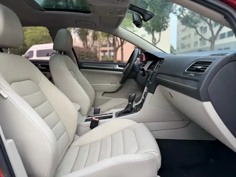 Used Golf 2015 1.4TSI automatic luxury model