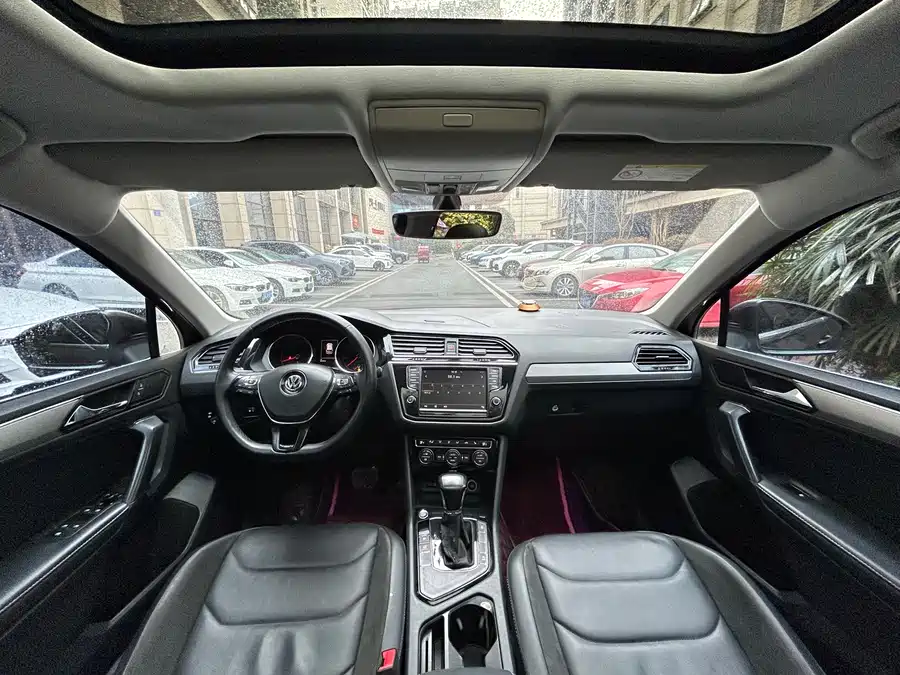 Used Volkswagen Tiguan L 2018 330TSI automatic two-wheel drive luxury version