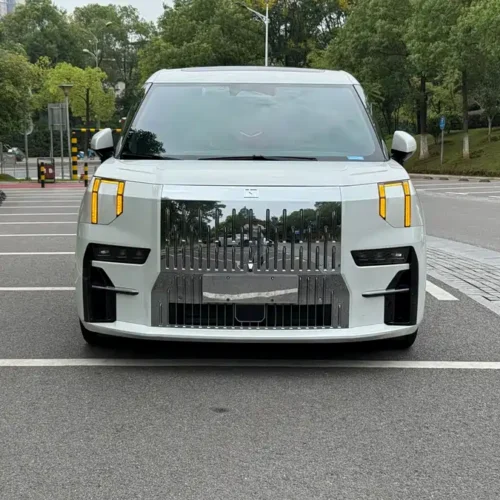 900x675_0_q87_c42_autohomecar__ChxpWGmmlEOAc3r1AA2BPJpTAOE718.jpg.webp Used Zeekr 009 2022 WE version
