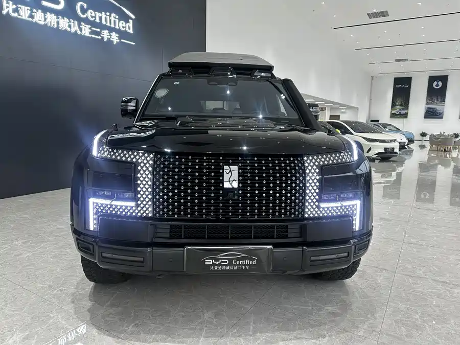 Used BYD Yangwang U8 2024 Off-Road Player Edition