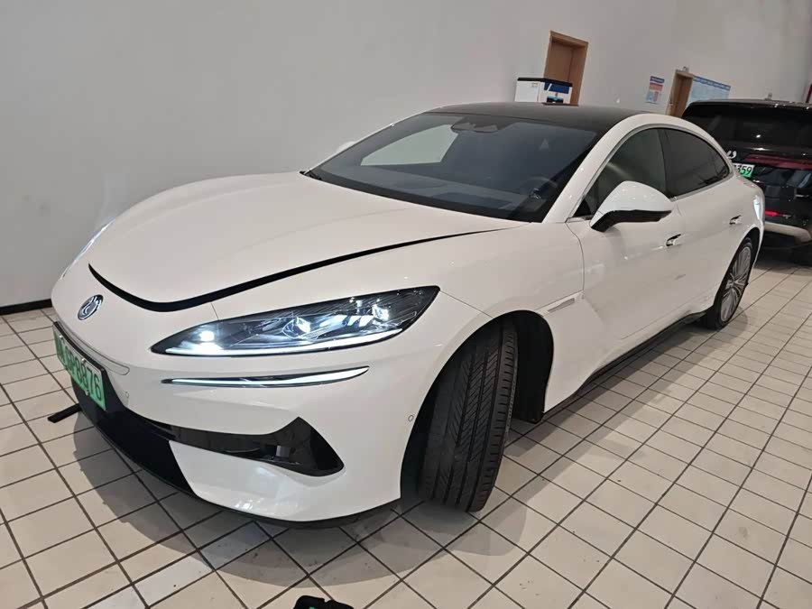900x675_0_q87_c42_autohomecar__ChxpWGmnqQ-AbbfKAAL-q9SjAVY248.jpg Used Denza Z9 2024 1100km four-wheel drive Ultra version