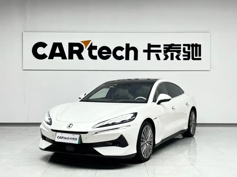 Used Denza Z9 2024 1100km four-wheel drive Ultra version