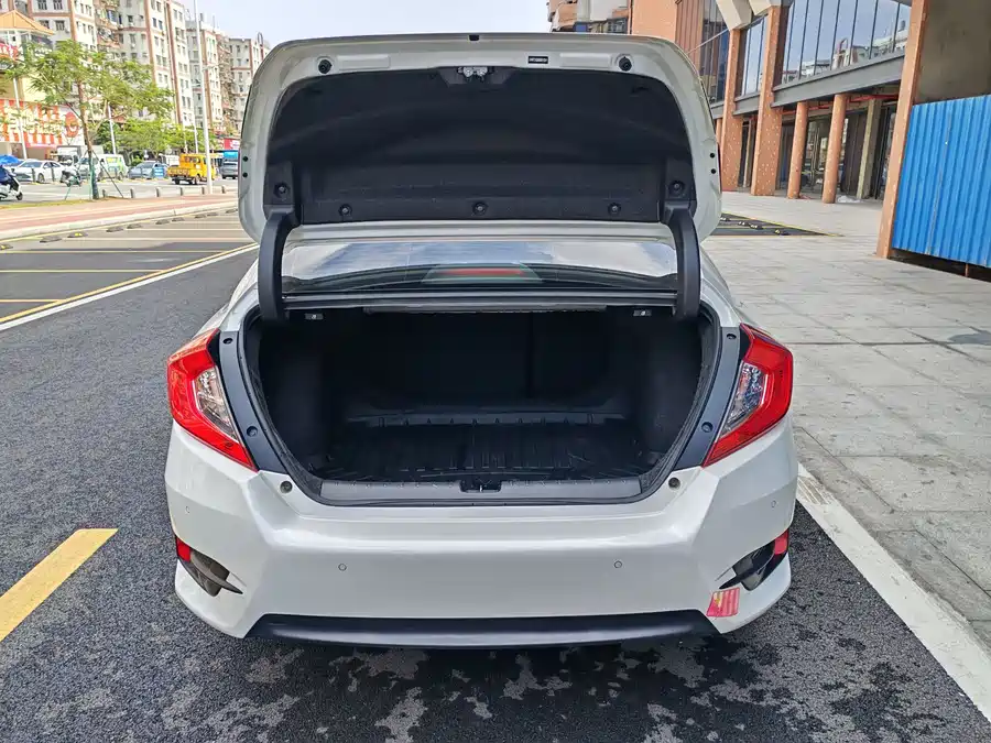 Used Honda Civic 2019 220TURBO CVT Dynamic Edition National V