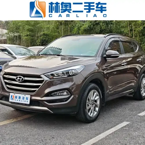 900x675_0_q87_c42_autohomecar__ChxpWGmpYh-AEa_-AAvl1GQvmCs926.jpg.webp Used Hyundai Tucson 2015 1.6T dual-clutch two-wheel drive intelligent model