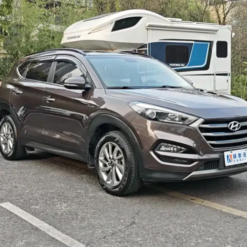 900x675_0_q87_c42_autohomecar__ChxpWGmpYiKADXUBAAzzJd6fNtA486.jpg.webp Used Hyundai Tucson 2015 1.6T dual-clutch two-wheel drive intelligent model