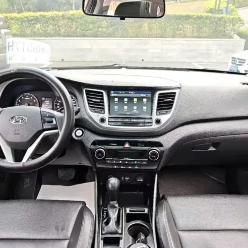 900x675_0_q87_c42_autohomecar__ChxpWGmpYiiAVcZpAAMxt3UisdA522.jpg.webp Used Hyundai Tucson 2015 1.6T dual-clutch two-wheel drive intelligent model