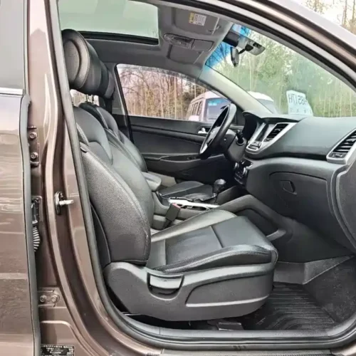 900x675_0_q87_c42_autohomecar__ChxpWGmpYimAYAUbAAKrdaGYGdM236.jpg.webp Used Hyundai Tucson 2015 1.6T dual-clutch two-wheel drive intelligent model