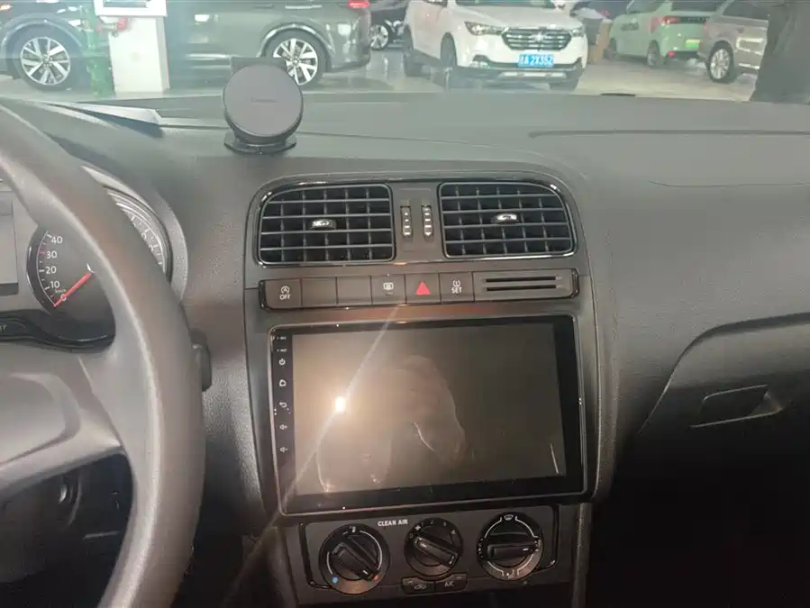 Used Volkswagen Polo 2018 1.5L automatic safe driving model