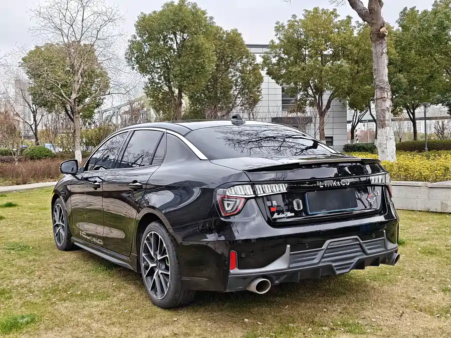 900x675_0_q87_c42_autohomecar__ChxpWGmpph2AfoRQAA7cP9oNPfs313.jpg.webp Used Lynk & Co 03 2021 1.5TD DCT Pro