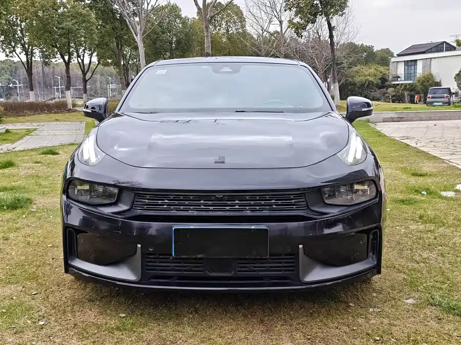 900x675_0_q87_c42_autohomecar__ChxpWGmpphqAAnVWAAtsujJ5cs0363.jpg.webp Used Lynk & Co 03 2021 1.5TD DCT Pro