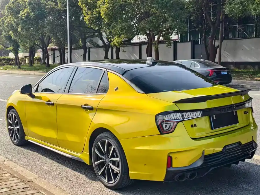 900x675_0_q87_c42_autohomecar__ChxpWGmqhMiAP7kUAAqMZAdQf50004.jpg.webp Used Lynk & Co 03 2021 03+ 2.0TD Automatic Wind Control Edition