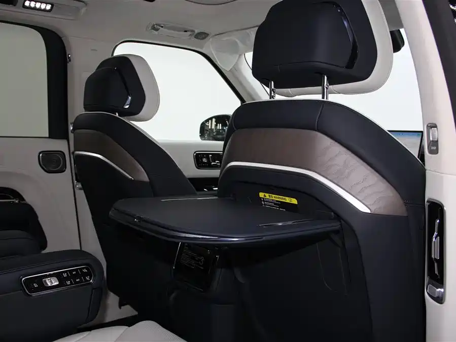900x675_0_q87_c42_autohomecar__ChxpWGmqmAKAUTO6AAEiDfiAGNw162.jpg.webp Used Zeekr 9X 2025 Hyper Edition 70kWh