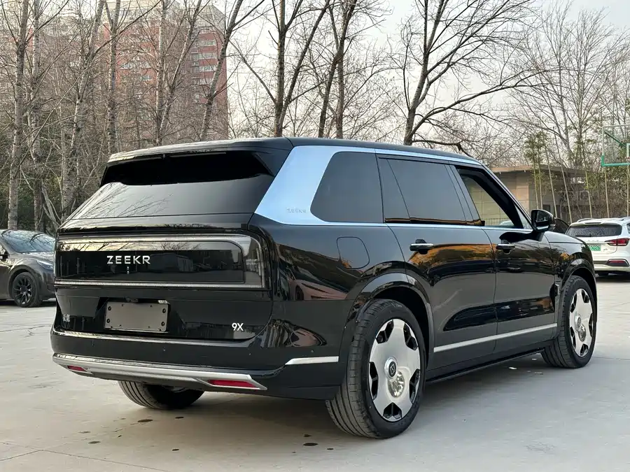 900x675_0_q87_c42_autohomecar__ChxpWGmqnkmAW-h1AA2nRzqE7JY117.jpg.webp Used Zeekr 9X 2025 Hyper Edition 70kWh