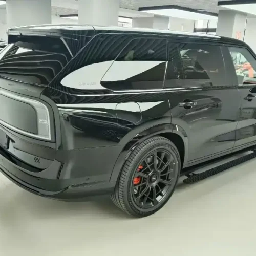 900x675_0_q87_c42_autohomecar__ChxpWGmr032AFi8AAAIte-ztg5A496.jpg.webp Used Zeekr 9X 2025 Hyper Edition 70kWh