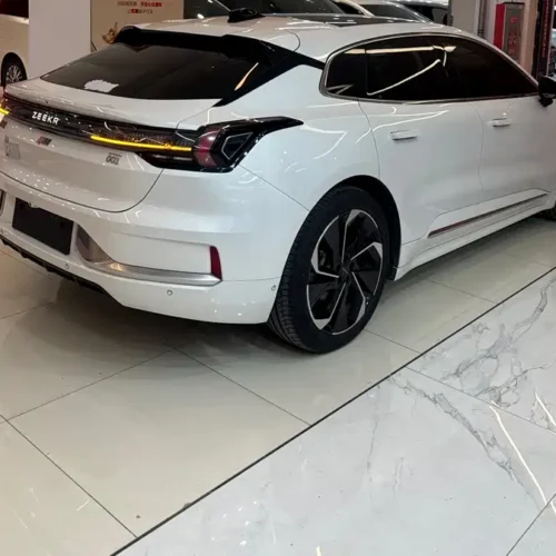 900x675_0_q87_c42_autohomecar__ChxpWGmro3OAUrWmAAU5LGpT1ls741.jpg.webp Used Zeekr 001 2023 WE version 100kWh