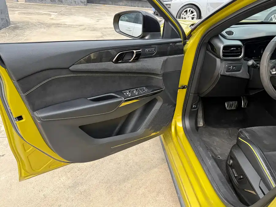 Used Lynk & Co 03 2020 03+ 2.0TD Automatic Wind Control Edition